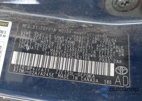 2005 Toyota Corolla Ce z USA, uszkodzony, nr VIN 2T1BR32E85C363166